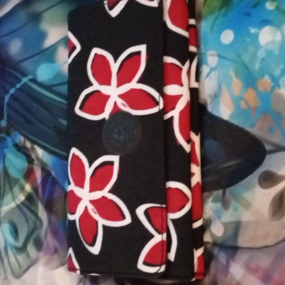 Kipling Printed Flower Wallet
